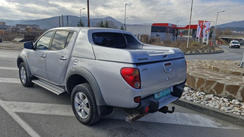 Mitsubishi L200 2, 5 DI-D 4X4, снимка 5 - Автомобили и джипове - 47926017