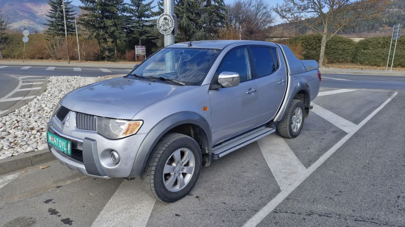 Mitsubishi L200 2, 5 DI-D 4X4, снимка 1 - Автомобили и джипове - 47926017