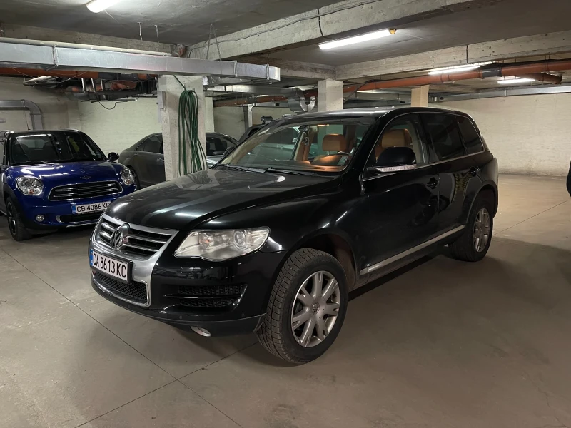 VW Touareg, снимка 1 - Автомобили и джипове - 48896507