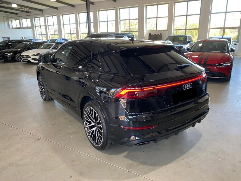 Audi Q8 45 TDI/S-LINE/QUATTRO/PANO/CAMERA/LED/BLACK OPTIC, снимка 4 - Автомобили и джипове - 51535791