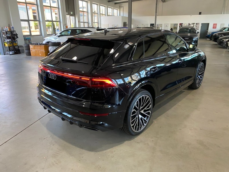 Audi Q8 45 TDI/S-LINE/QUATTRO/PANO/CAMERA/LED/BLACK OPTIC, снимка 5 - Автомобили и джипове - 51535791