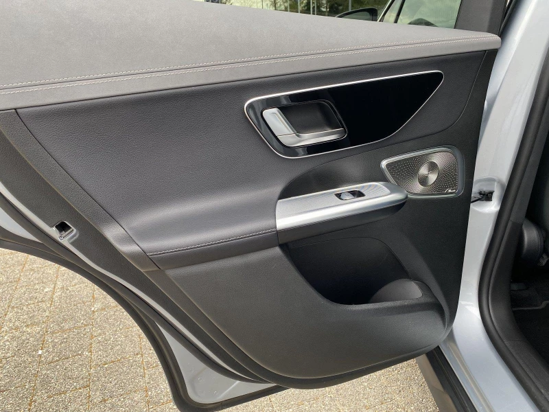 Mercedes-Benz EQE 500 SUV/AMG/4-MATIC/BURM/PANO/HEAD UP/DIGITAL LIG/, снимка 13 - Автомобили и джипове - 52074125