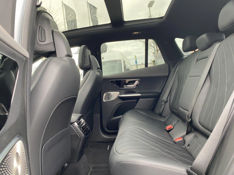 Mercedes-Benz EQE 500 SUV/AMG/4-MATIC/BURM/PANO/HEAD UP/DIGITAL LIG/, снимка 14 - Автомобили и джипове - 52074125