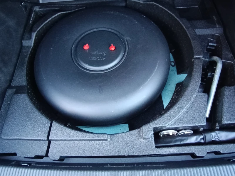 Audi Q3 ГАЗ-БЕНЗИН !!! ОБСЛУЖЕН !!! Всичко платено !!!, снимка 13 - Автомобили и джипове - 52126792