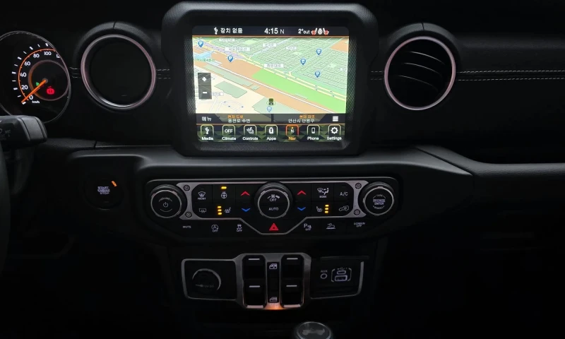 Jeep Wrangler 2.0 Overland Power, снимка 16 - Автомобили и джипове - 52146754