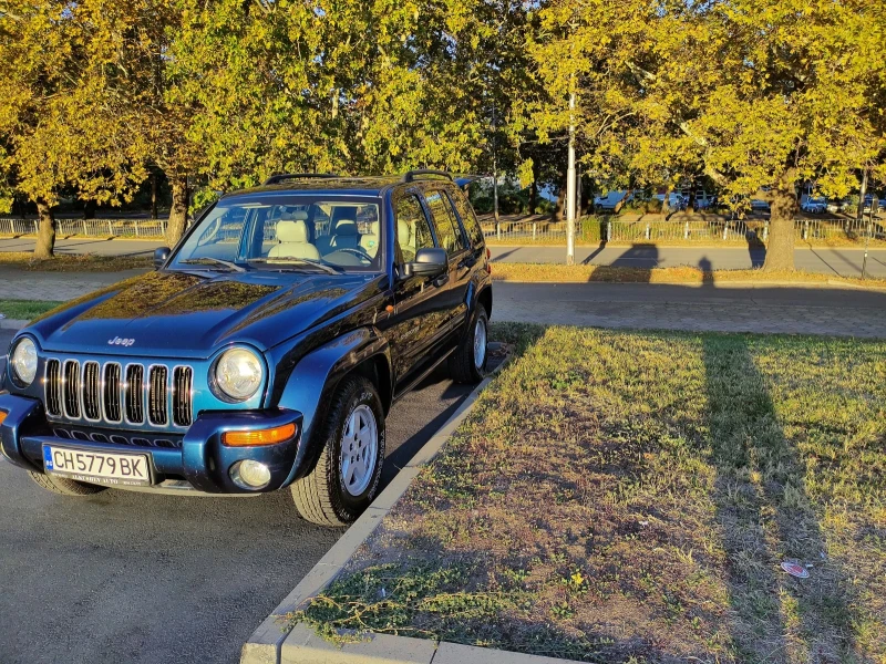 Jeep Cherokee KJ LIMITED , снимка 2 - Автомобили и джипове - 52498532