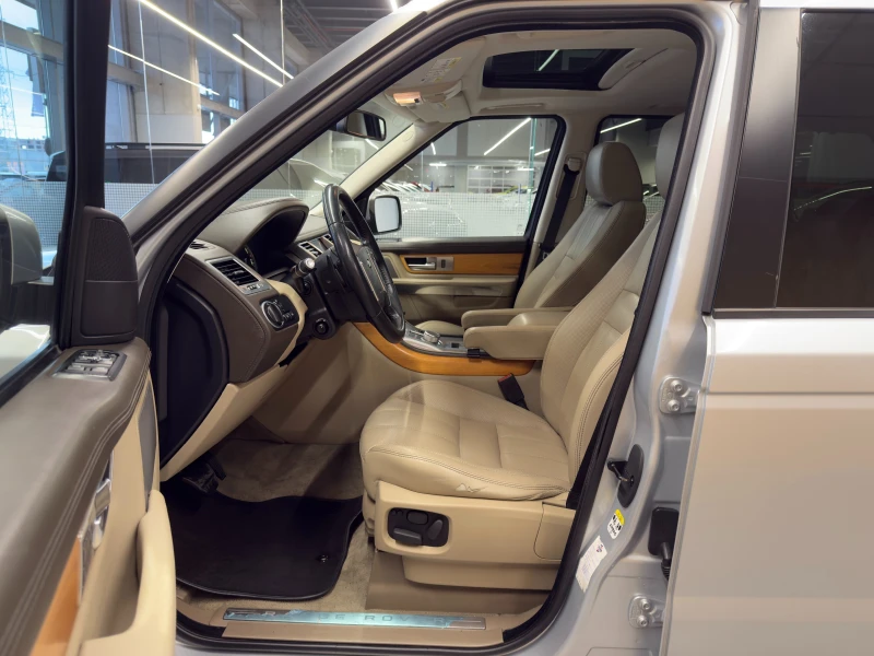 Land Rover Range Rover Sport AWD, снимка 14 - Автомобили и джипове - 52731622