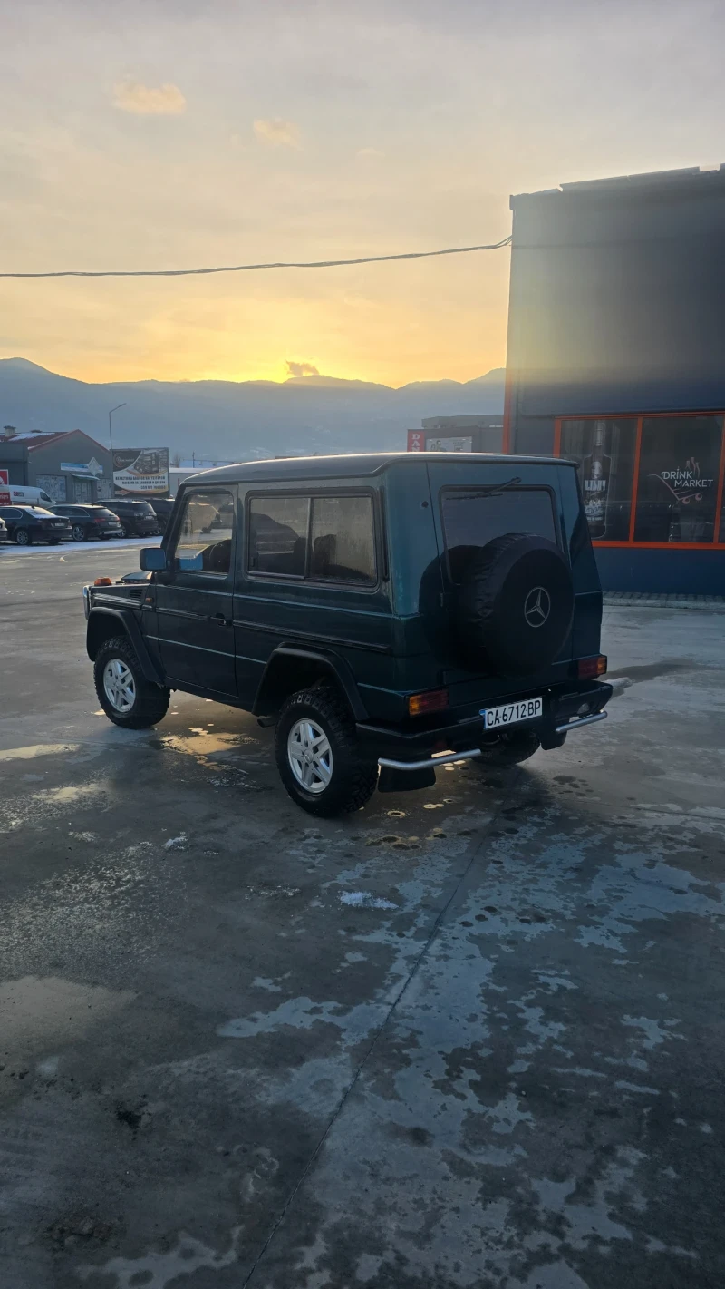 Mercedes-Benz G 300, снимка 6 - Автомобили и джипове - 53102161