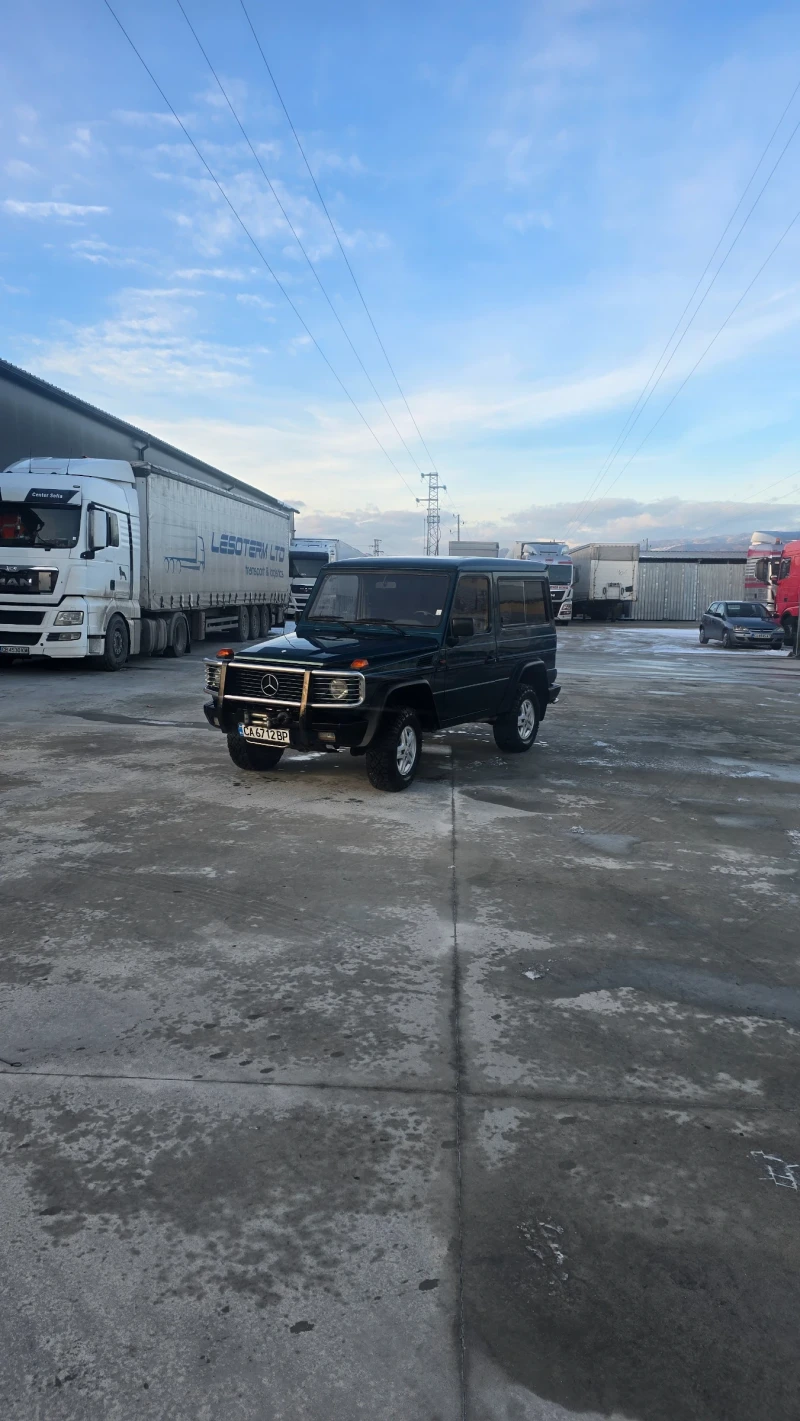 Mercedes-Benz G 300, снимка 2 - Автомобили и джипове - 53102161