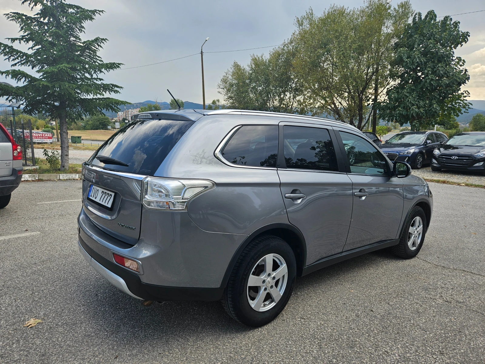 Mitsubishi Outlander 2.2DID 4WD - изображение 3