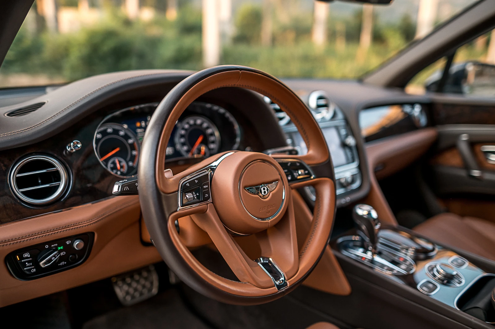 Bentley Bentayga W 12 | Mobile.bg   16