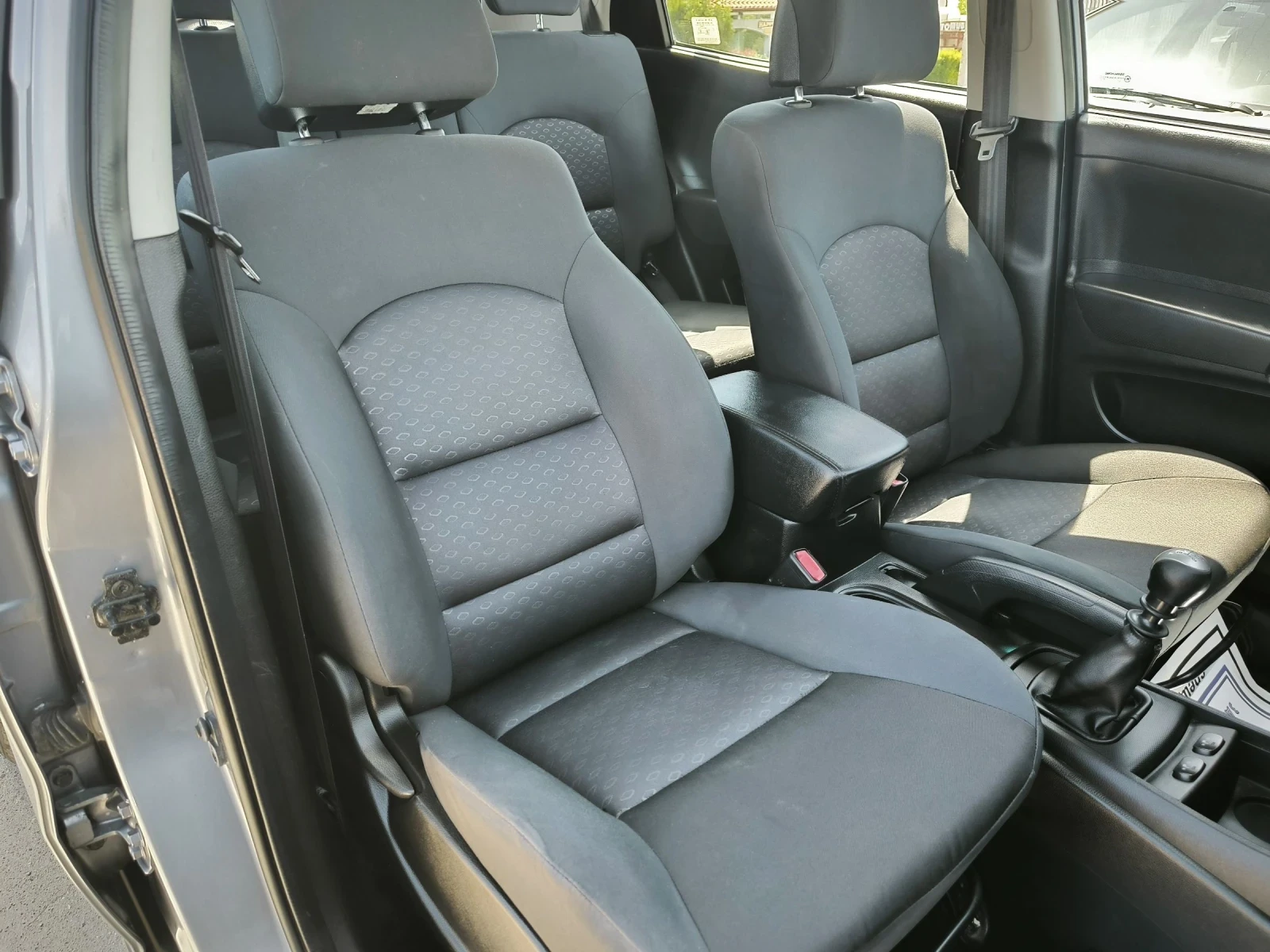 SsangYong Korando 2.0TD - изображение 8