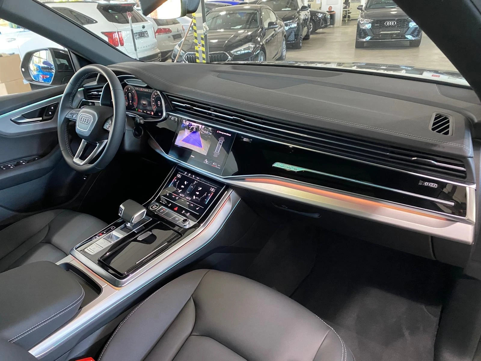Audi Q8 45 TDI/S-LINE/QUATTRO/PANO/CAMERA/LED/BLACK OPTIC | Mobile.bg   14