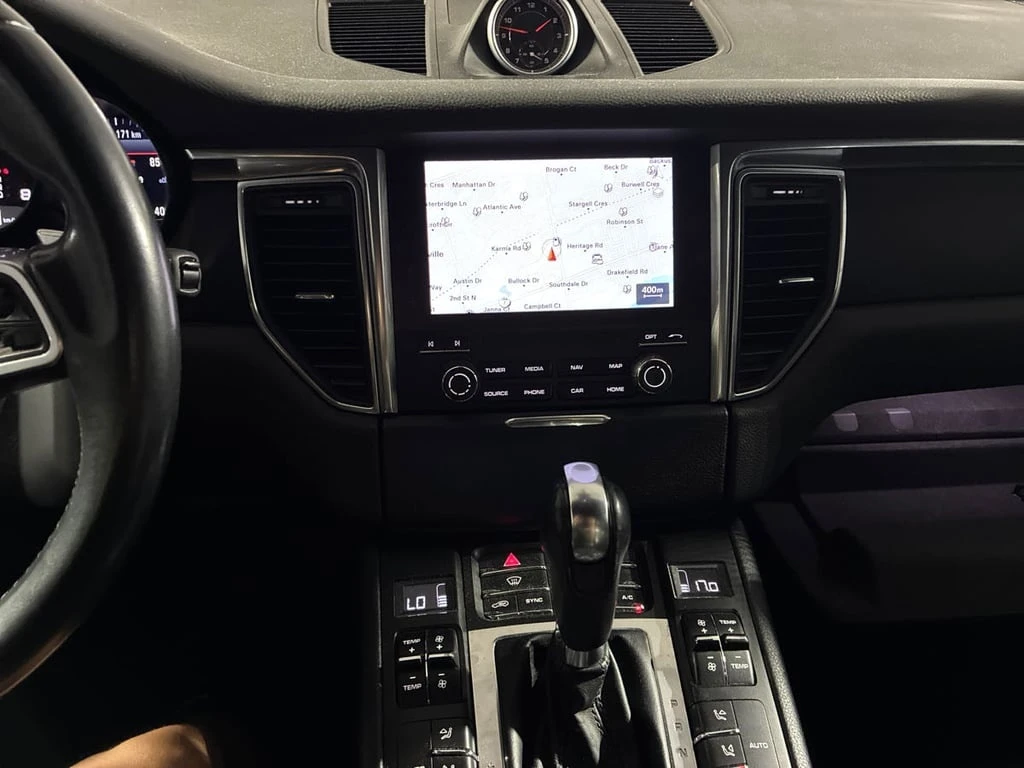 Porsche Macan * AWD 4dr * CARFAX * БЕЗ ПЪРВОНАЧАЛНА ВНОСКА - изображение 7