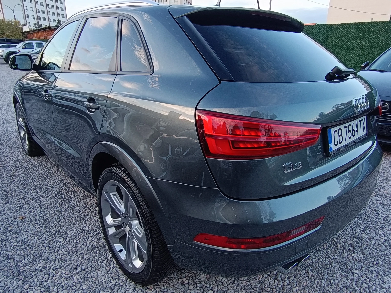 Audi Q3 ГАЗ-БЕНЗИН !!! ОБСЛУЖЕН !!! Всичко платено !!! - изображение 4