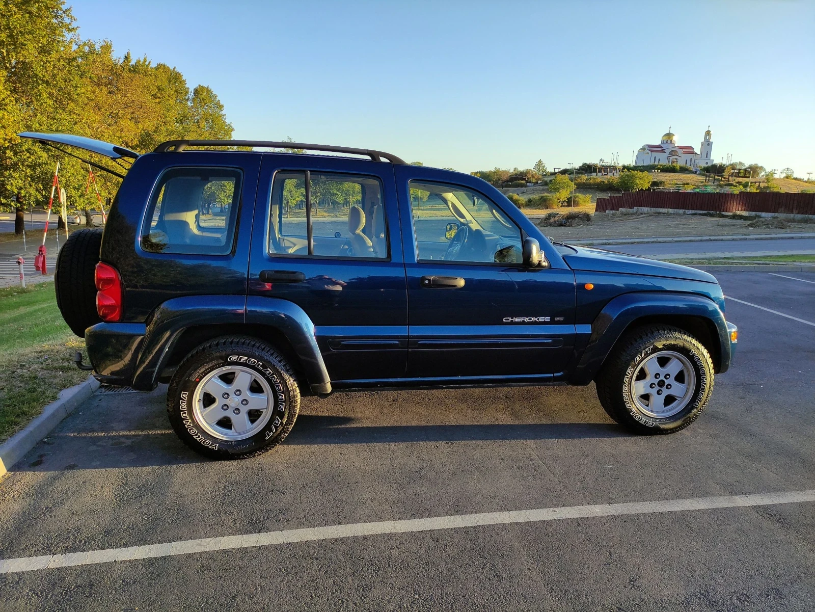 Jeep Cherokee KJ LIMITED  | Mobile.bg   3