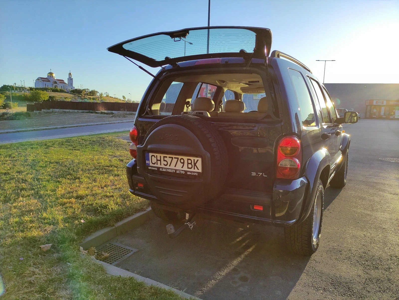 Jeep Cherokee KJ LIMITED  | Mobile.bg   4