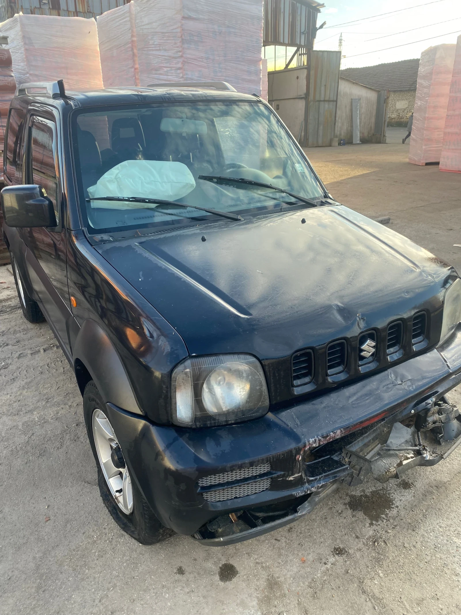 Suzuki Jimny  - изображение 2