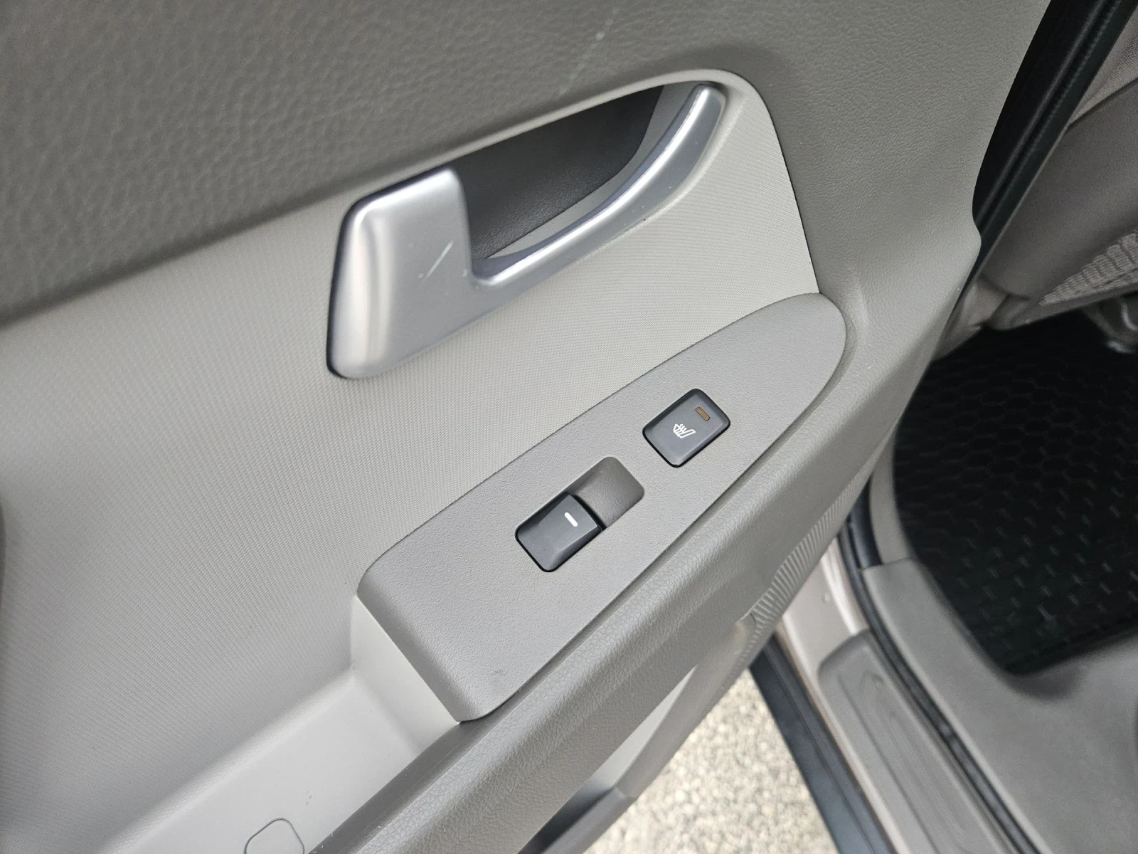 Kia Sportage 2.0crdi--4x4--automat | Mobile.bg � ����������� 15