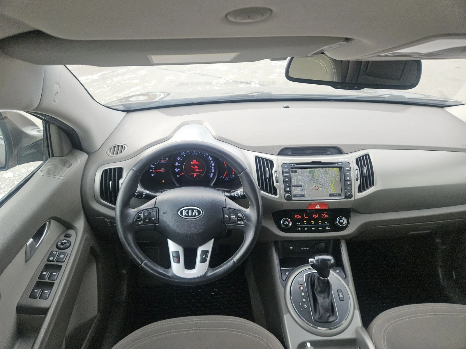 Kia Sportage 2.0crdi--4x4--automat - изображение 10