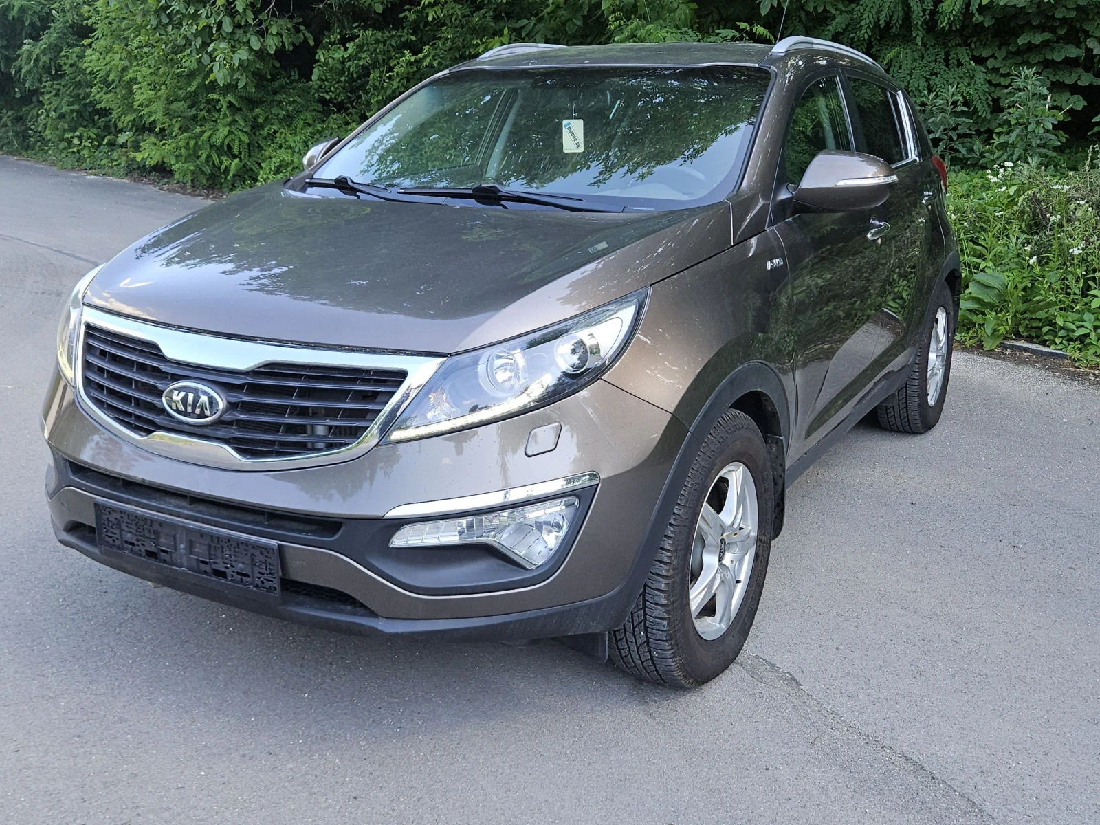 Kia Sportage 2.0crdi--4x4--automat, снимка 3 - Автомобили и джипове - 53035179