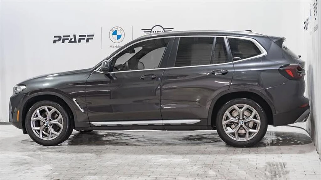 BMW X3 xDrive* АвтоКредит* (ЦЕНА ДО БГ), снимка 2 - Автомобили и джипове - 54041816