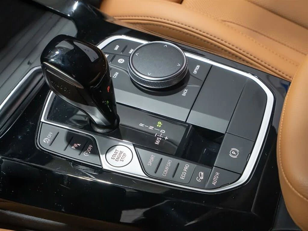 BMW X3 xDrive* АвтоКредит* (ЦЕНА ДО БГ), снимка 14 - Автомобили и джипове - 54041816