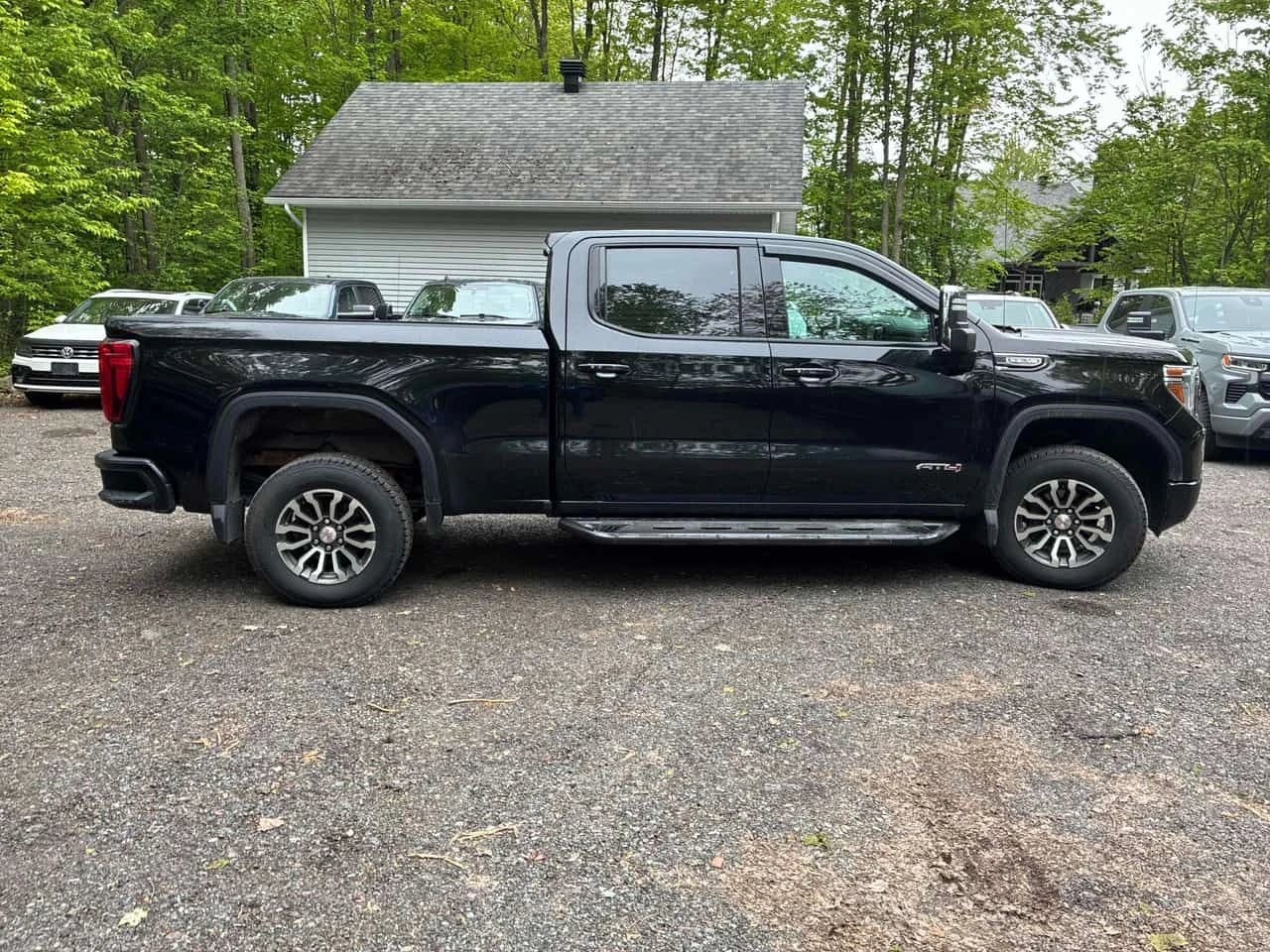 Gmc Sierra * AT4 * КЛИП НА МОТОРА * ОТ ПРЕДСТАВИТЕЛСТВО, снимка 4 - Автомобили и джипове - 54835654