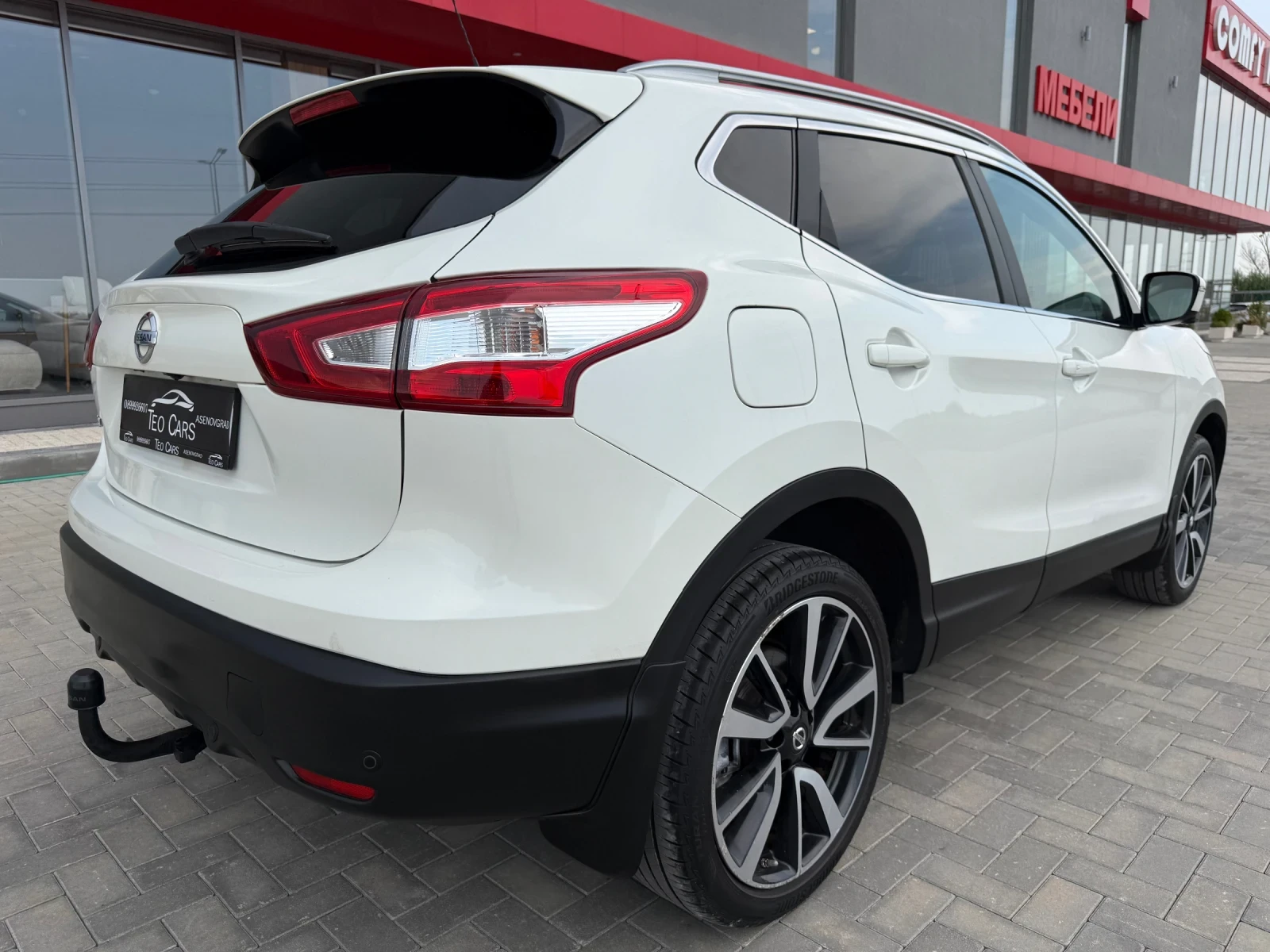 Nissan Qashqai 1.6DCi / N-TEC / FULL / AVTOMAT / 360 / NAVI / LED, снимка 7 - Автомобили и джипове - 55790146