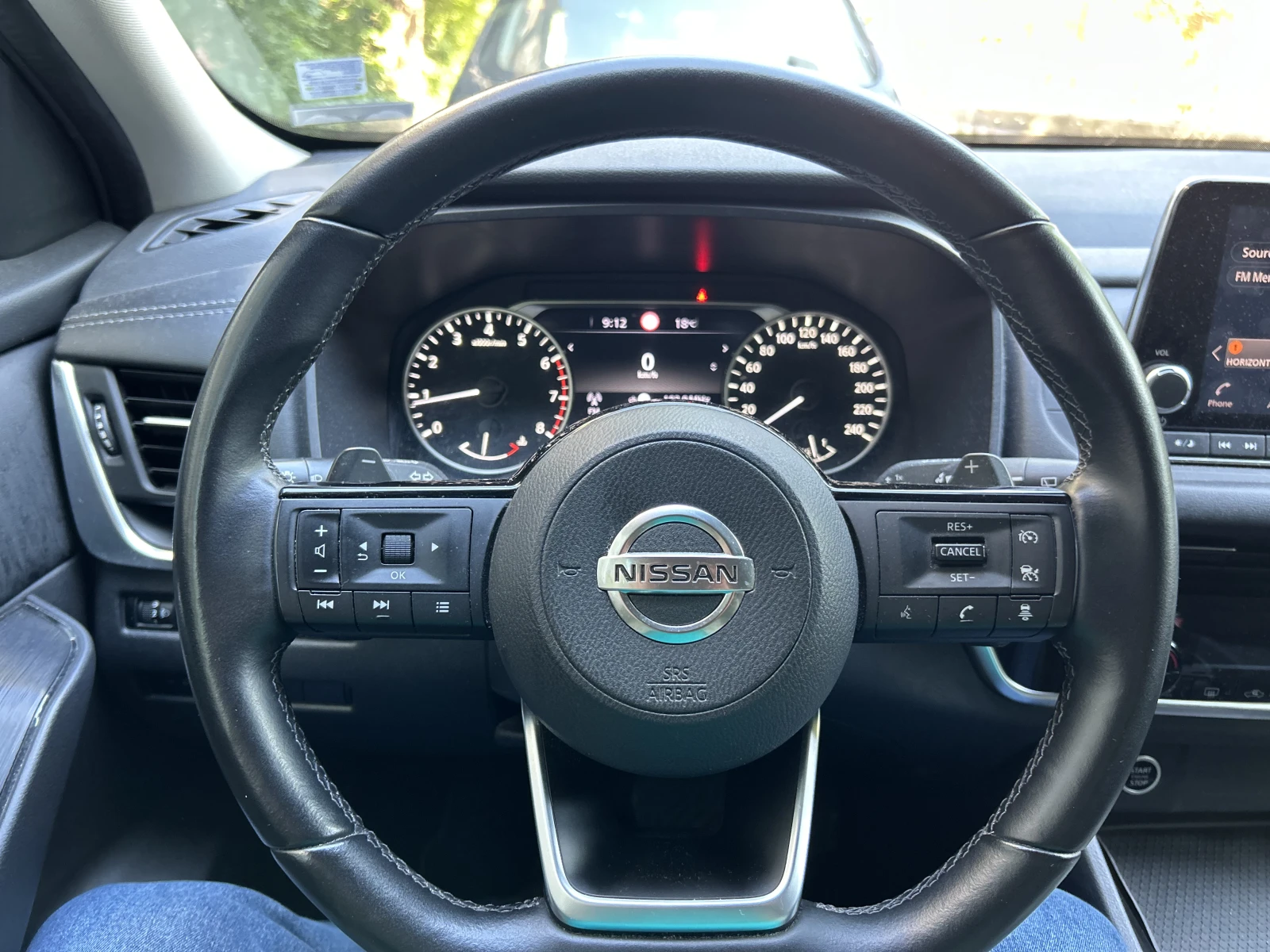 Nissan Qashqai 1.3 MILD Hybrid ACENTA, снимка 5 - Автомобили и джипове - 55811324
