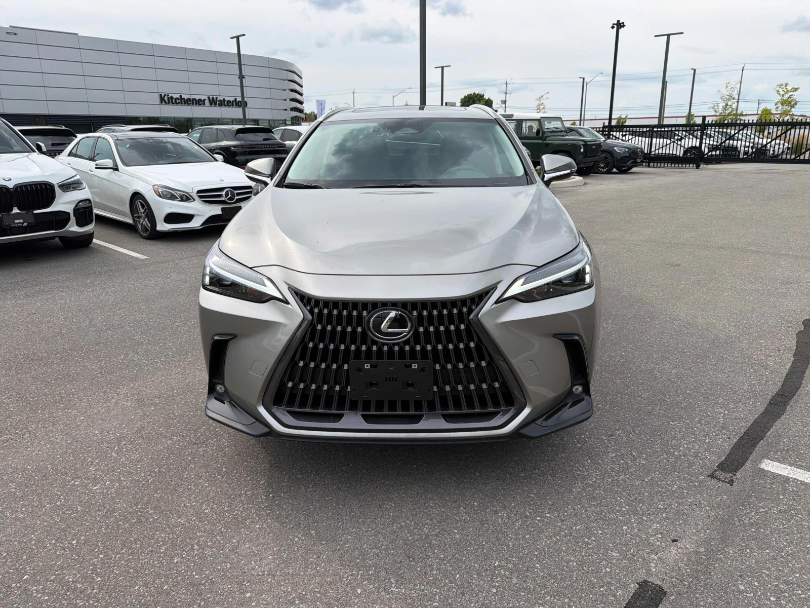 Lexus NX 350h * CARFAX * ОПЦИЯ ЗА ФИНАНСИРАНЕ, снимка 6 - Автомобили и джипове - 55879804