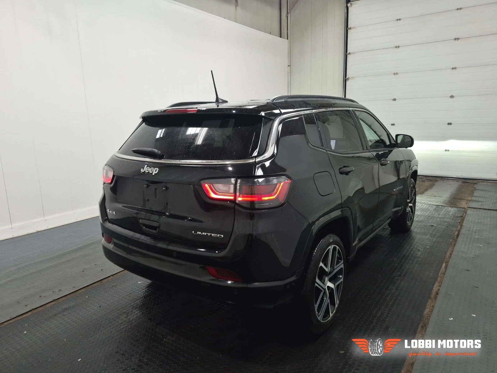 Jeep Compass, снимка 3 - Автомобили и джипове - 56069416