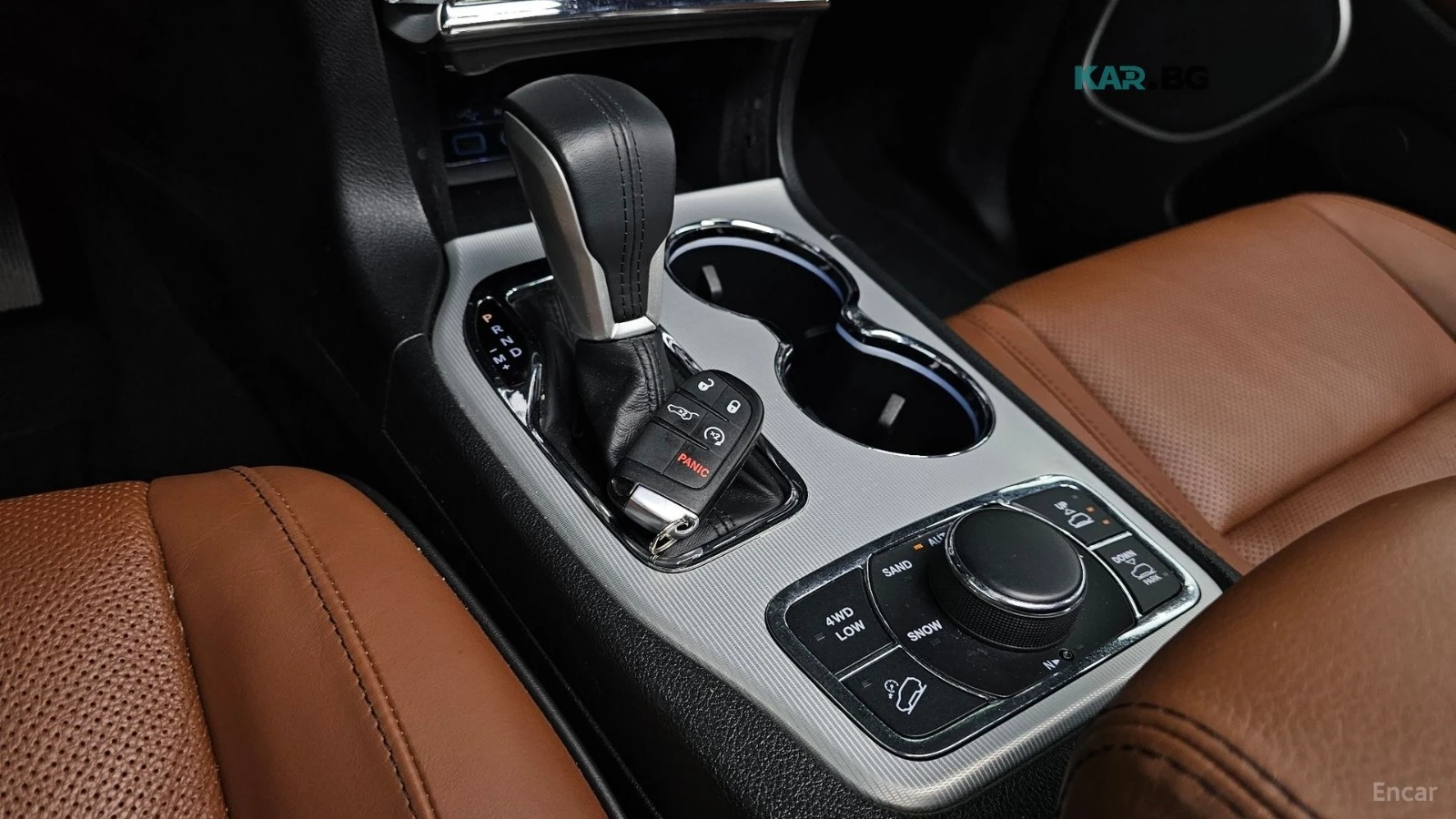 Jeep Grand cherokee 3.6 - SUMMIT - ВСИЧКИ ВЪЗМОЖНИ ЕКСТРИ ЗА МОДЕЛА!, снимка 9 - Автомобили и джипове - 56071108