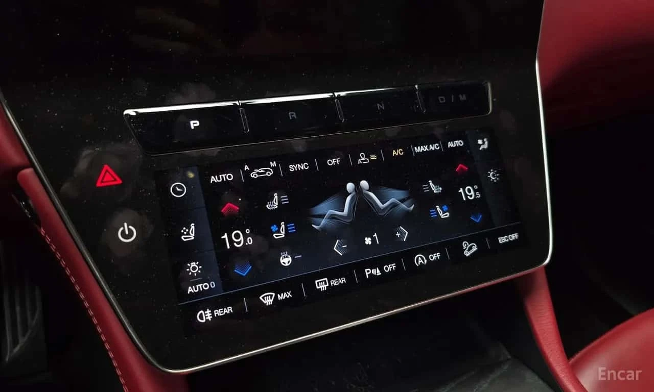 Maserati Grecale AWD GT | АВТОФИНАНСИРАНЕ, снимка 17 - Автомобили и джипове - 56319168