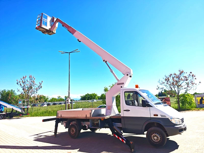 Автовишка Друга марка ESDA TL2150, снимка 4 - Индустриална техника - 50471028