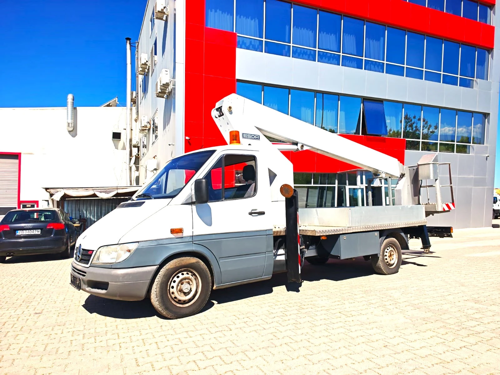 Автовишка Друга марка ESDA TL2150 - изображение 2