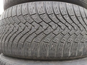 Гуми Зимни 225/40R19, снимка 4 - Гуми и джанти - 48893065