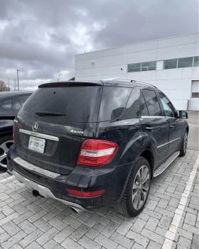 Mercedes-Benz ML 550 AMG / ОБДУХВАНЕ / HARMON KARDON / KEYLESS / CARFAX, снимка 3