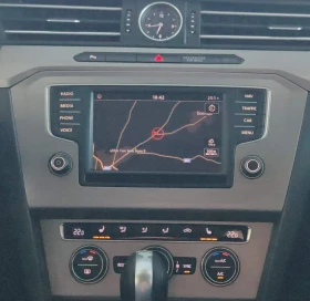 VW Passat 2.0TDI B8 Keyless* Navi* Bluetooth* Isofix* , снимка 7