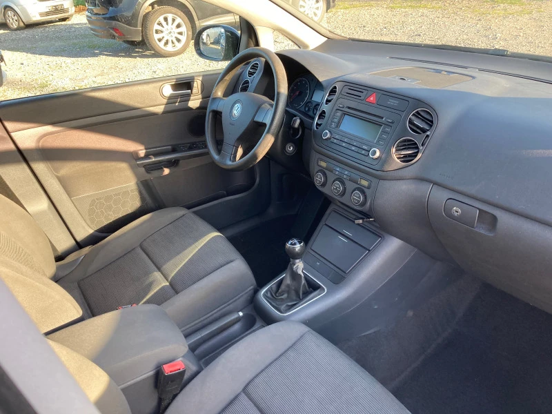 VW Golf Plus 1.6 FSI, снимка 7 - Автомобили и джипове - 45904552