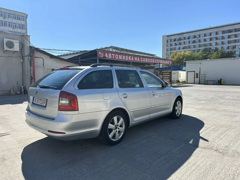 Skoda Octavia 1.6, снимка 5 - Автомобили и джипове - 47494725