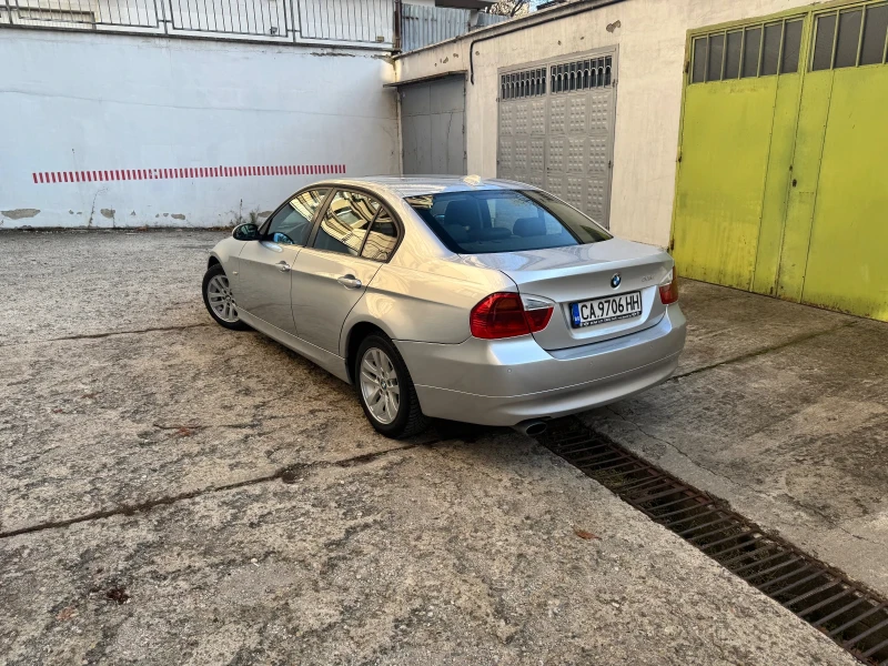 BMW 318, снимка 2 - Автомобили и джипове - 48016659