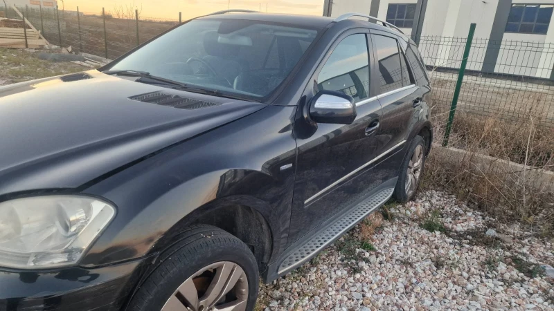 Mercedes-Benz ML 350 CDI, снимка 5 - Автомобили и джипове - 48717915