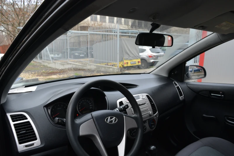 Hyundai I20 1.2, снимка 8 - Автомобили и джипове - 48545005