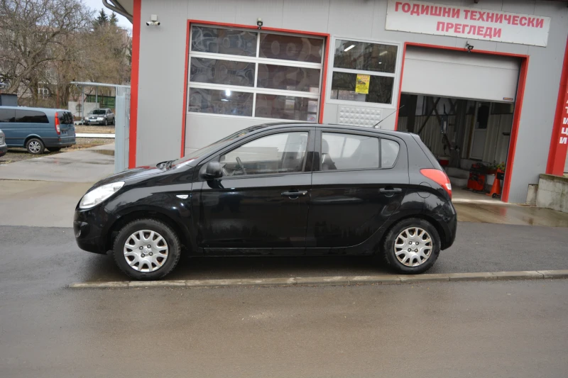 Hyundai I20 1.2, снимка 3 - Автомобили и джипове - 48545005