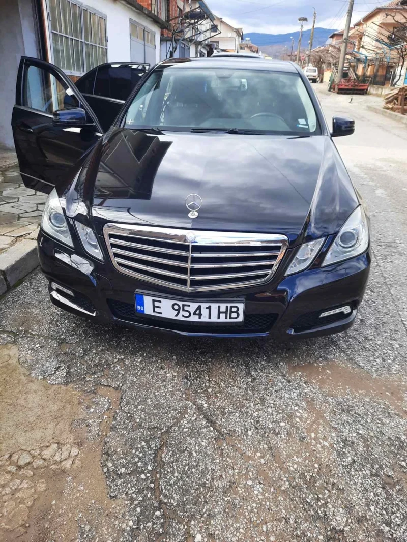 Mercedes-Benz E 250, снимка 1 - Автомобили и джипове - 49118555