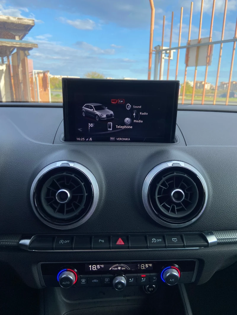 Audi A3 1.5 TFSI S-tronic, снимка 13 - Автомобили и джипове - 51903850