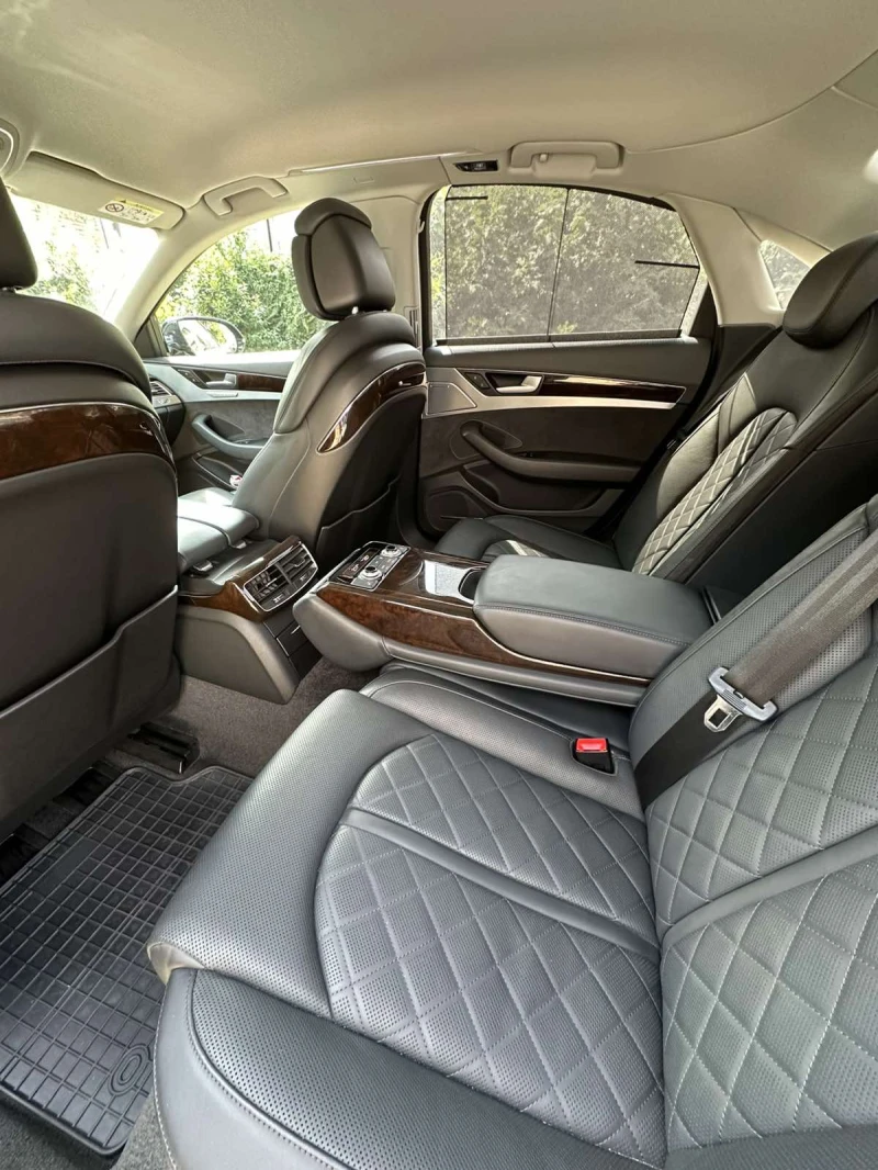 Audi A8, снимка 6 - Автомобили и джипове - 52487748