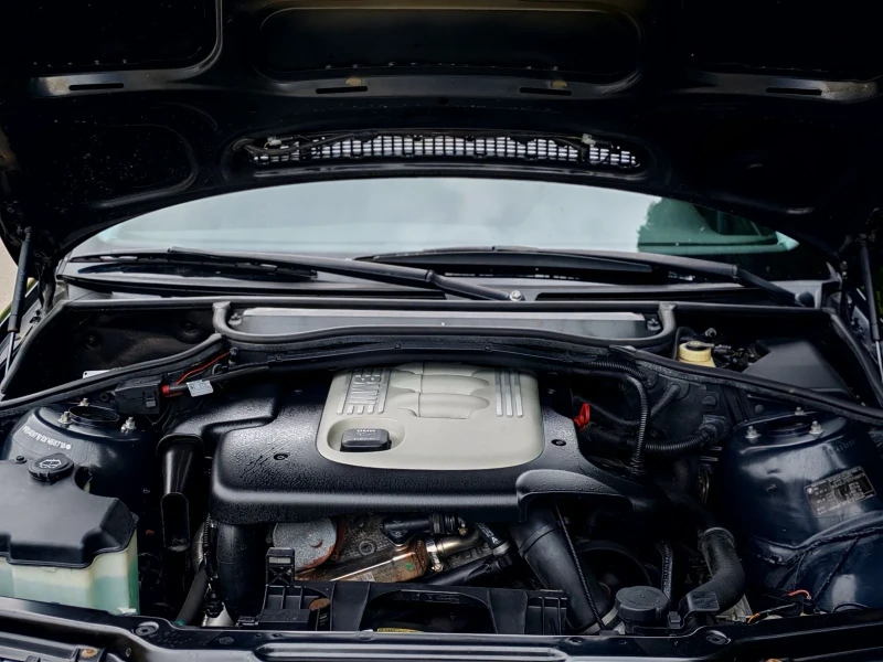 BMW 318 2.0 , снимка 11 - Автомобили и джипове - 52165700