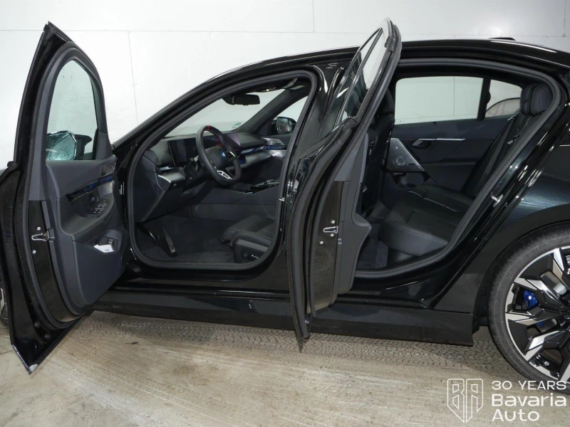 BMW i5 M60 xDrive, снимка 5 - Автомобили и джипове - 52833480
